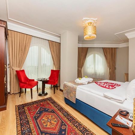 The Magnaura Palace Hotel Istanboel Buitenkant foto