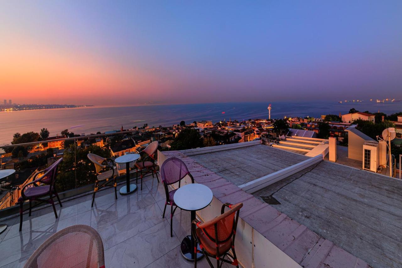 The Magnaura Palace Hotel Istanboel Buitenkant foto