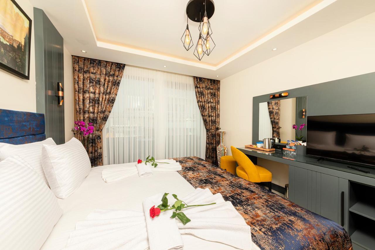 The Magnaura Palace Hotel Istanboel Buitenkant foto